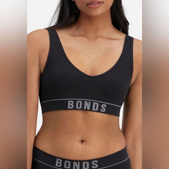 Bonds wireless RETRO RIB DEEP V CROP bra new