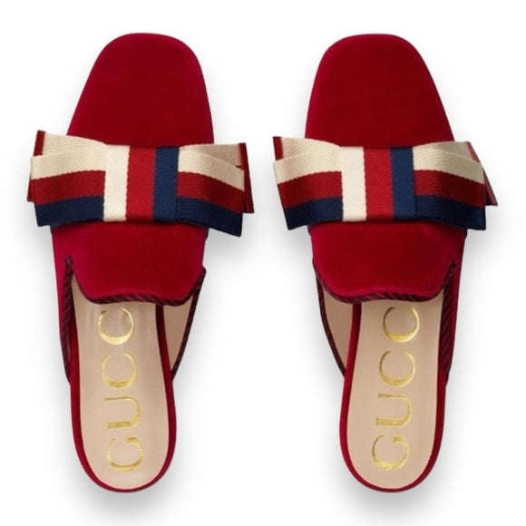 Like new GUCCI Ribbon Suede Sandal Red Authentic