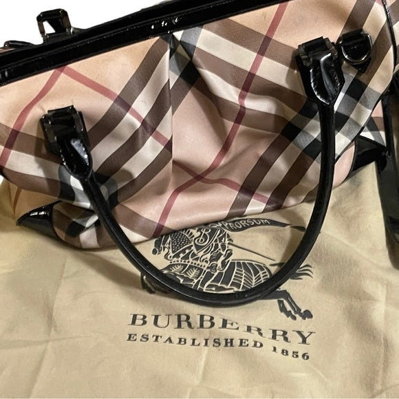 BURBERRY Madison Nova Check weekend bag or Diaper Bag with Burberry chan…