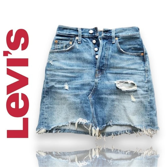 New Levi’s denim skirt