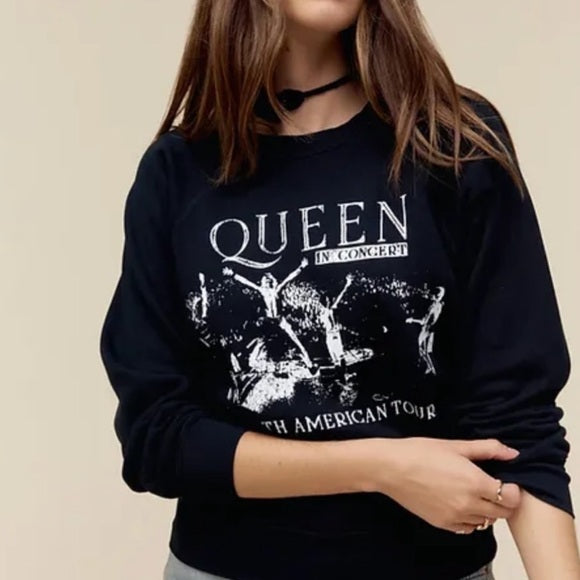 New daydreamer queen sweatshirt