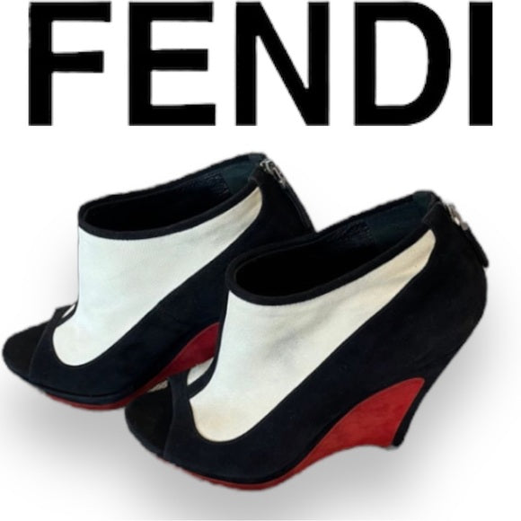 Like new Fendi platform sandals off the runway